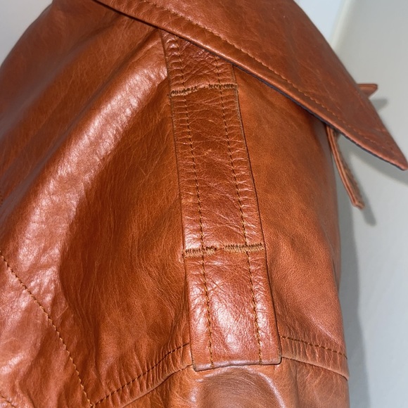 Jacket - Picture 3 of 10